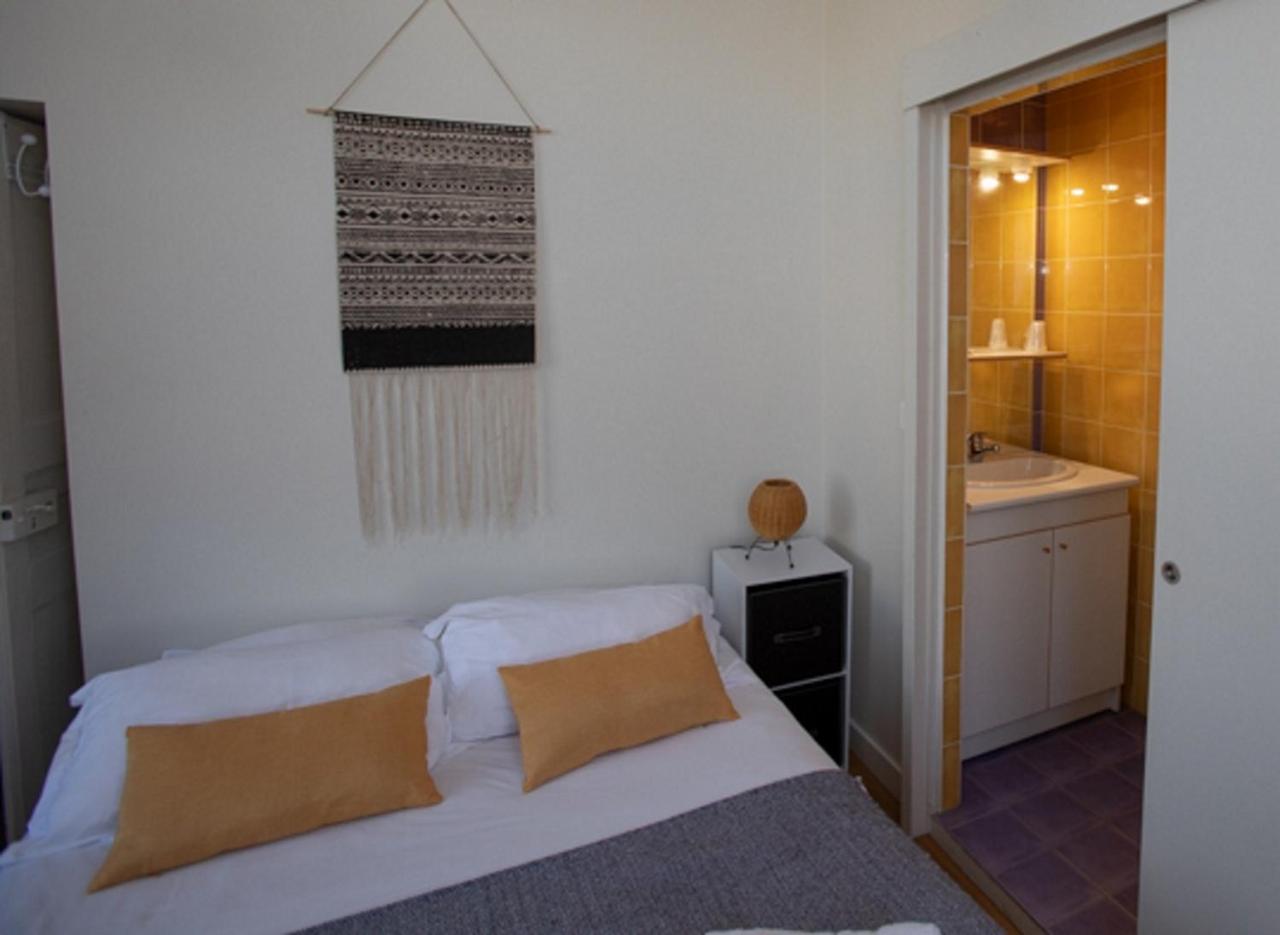 Val Cocherel - Hotel Le Challonge Dinan Dış mekan fotoğraf